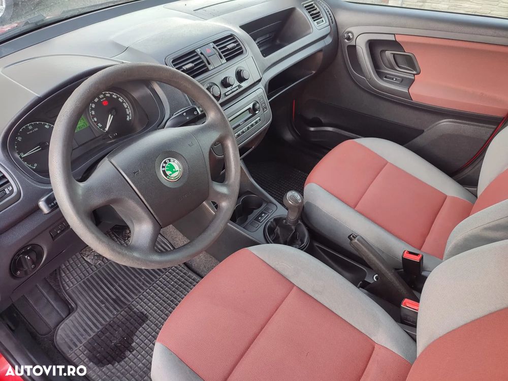 Skoda Fabia - 10