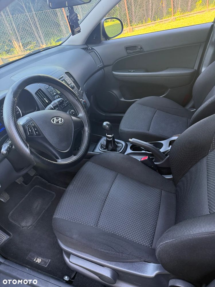 Hyundai i30 1.6 CRDi Classic - 8
