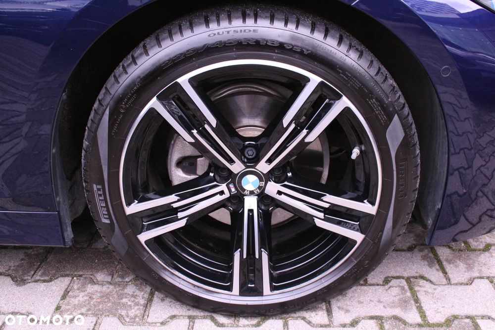 BMW Seria 3 320d xDrive M Sport sport - 22