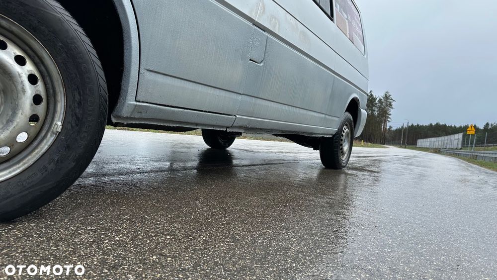 Volkswagen Transporter - 11
