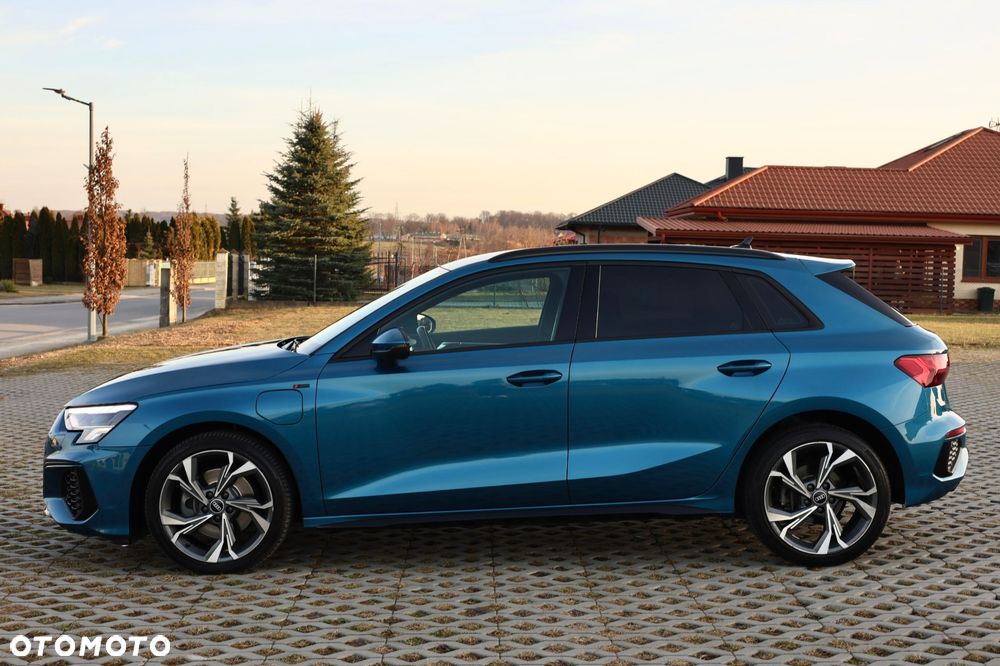 Audi A3 Sportback 1.4 TFSI e-tron Sport S tronic - 4
