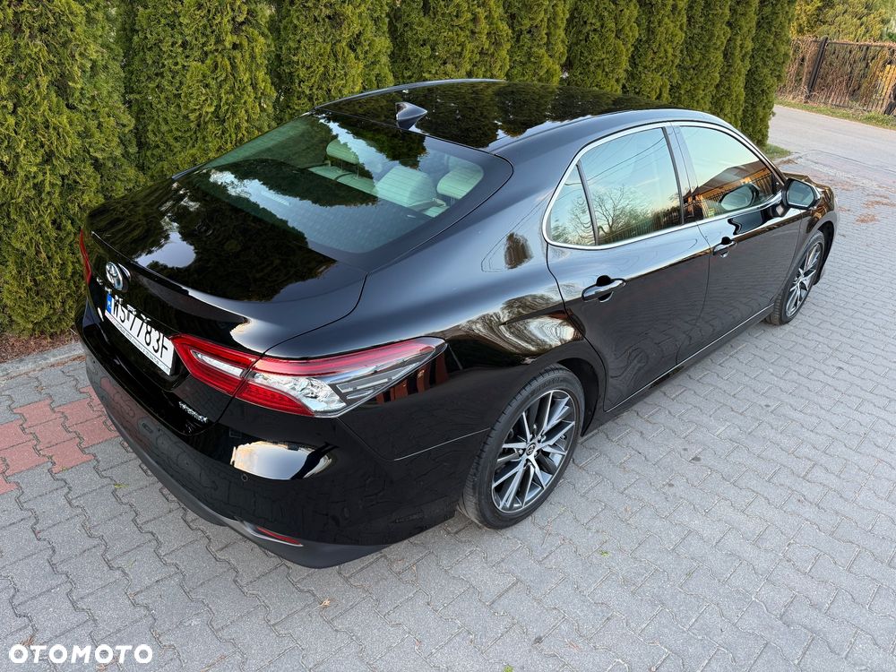 Toyota Camry 2.5 Hybrid Executive CVT - 9