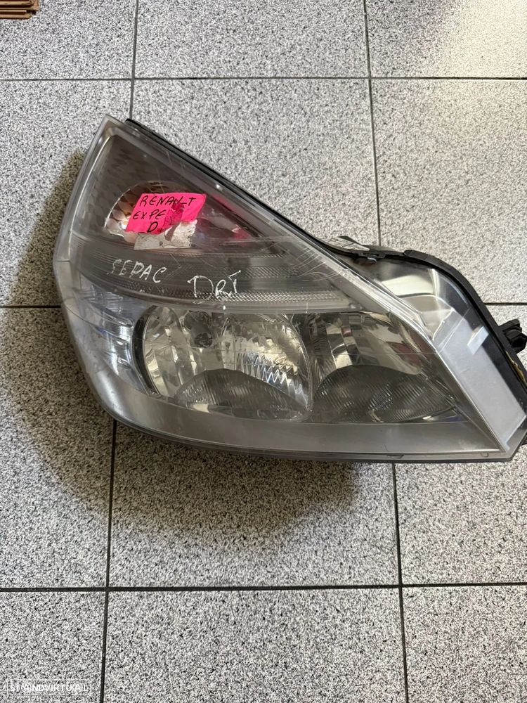Farol renault space direito - 1