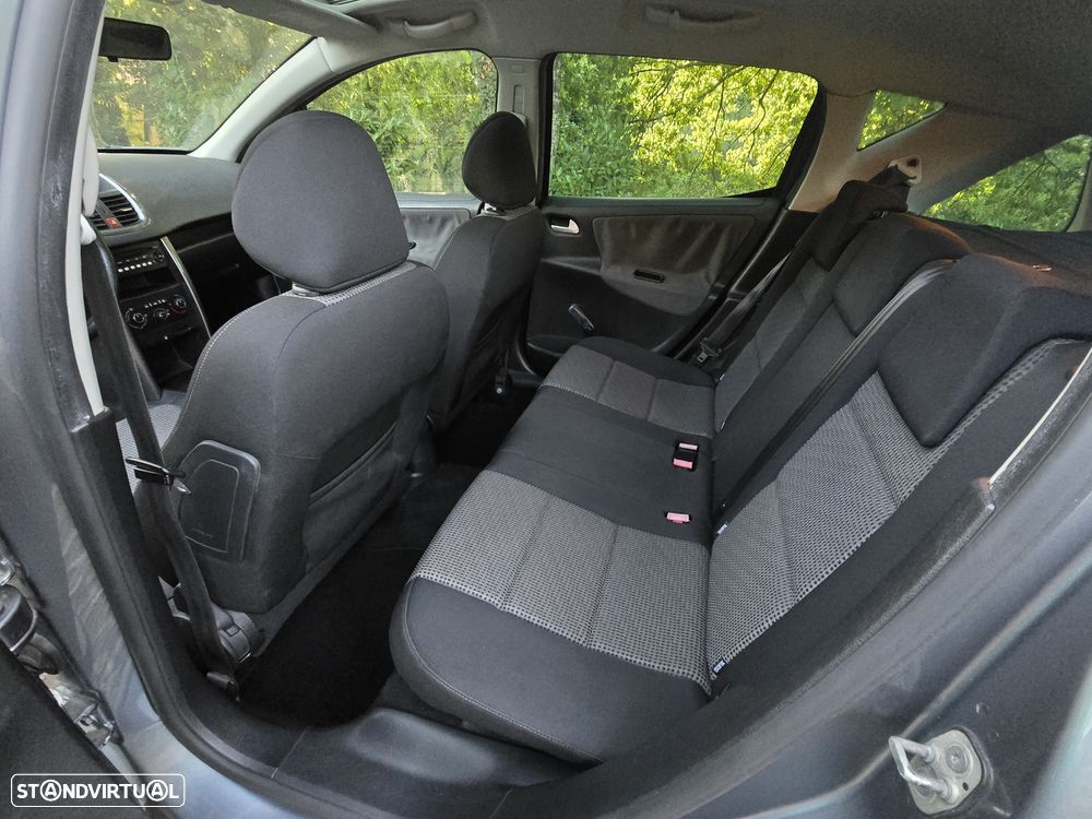 Peugeot 207 1.6 HDi Sport - 16