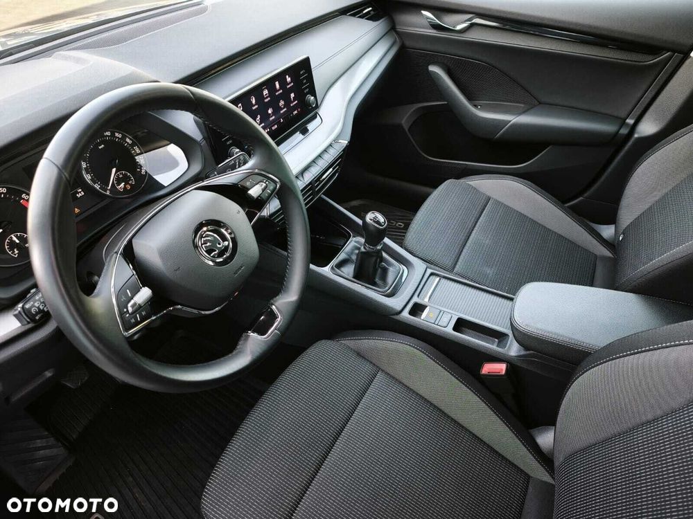 Skoda Octavia 1.5 TSI ACT Ambition - 8