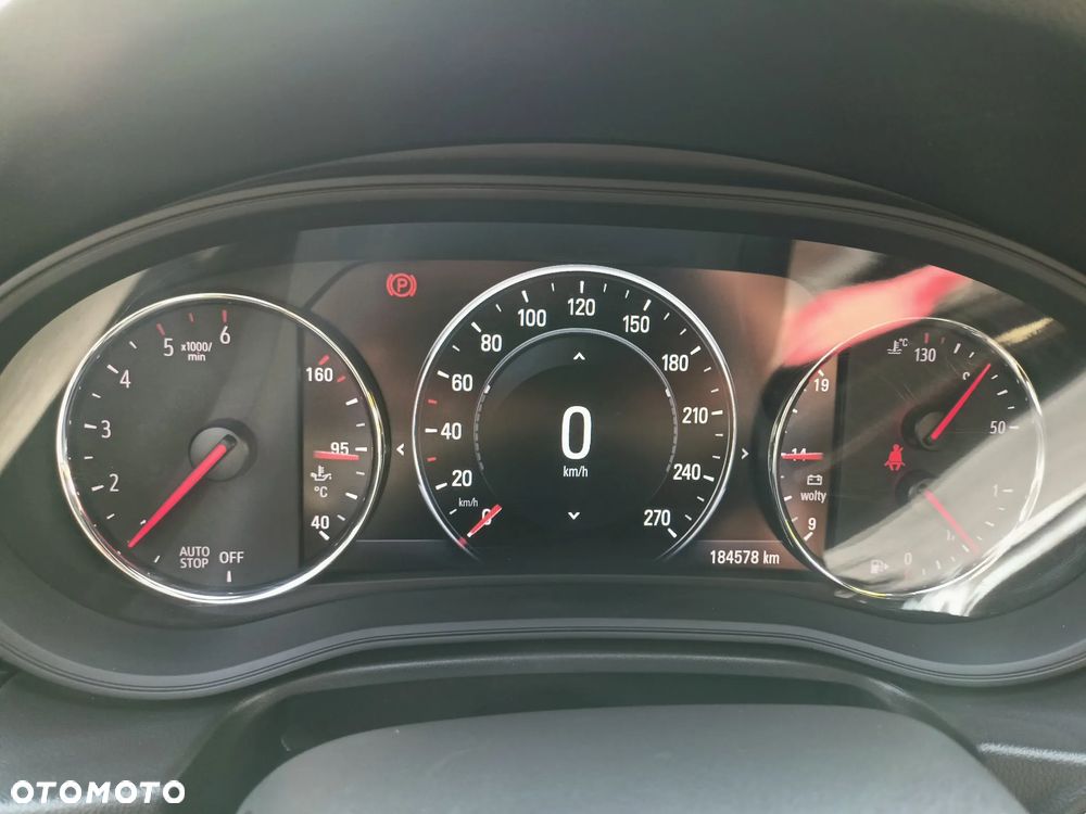 Opel Insignia - 16