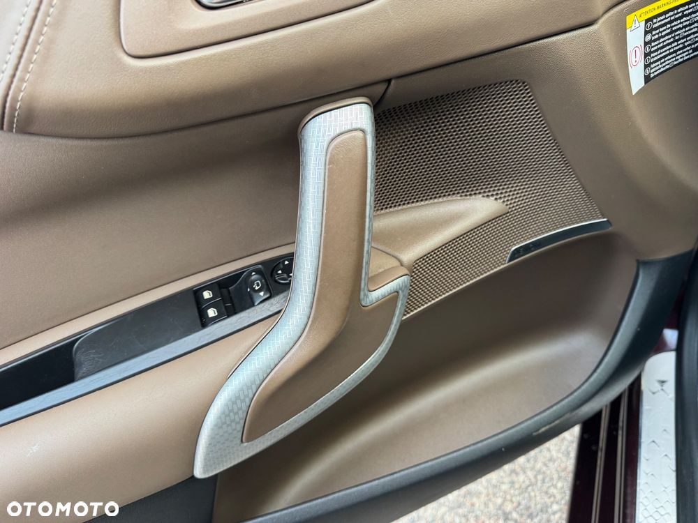 Citroën DS4 HDi 165 Urban Show - 25