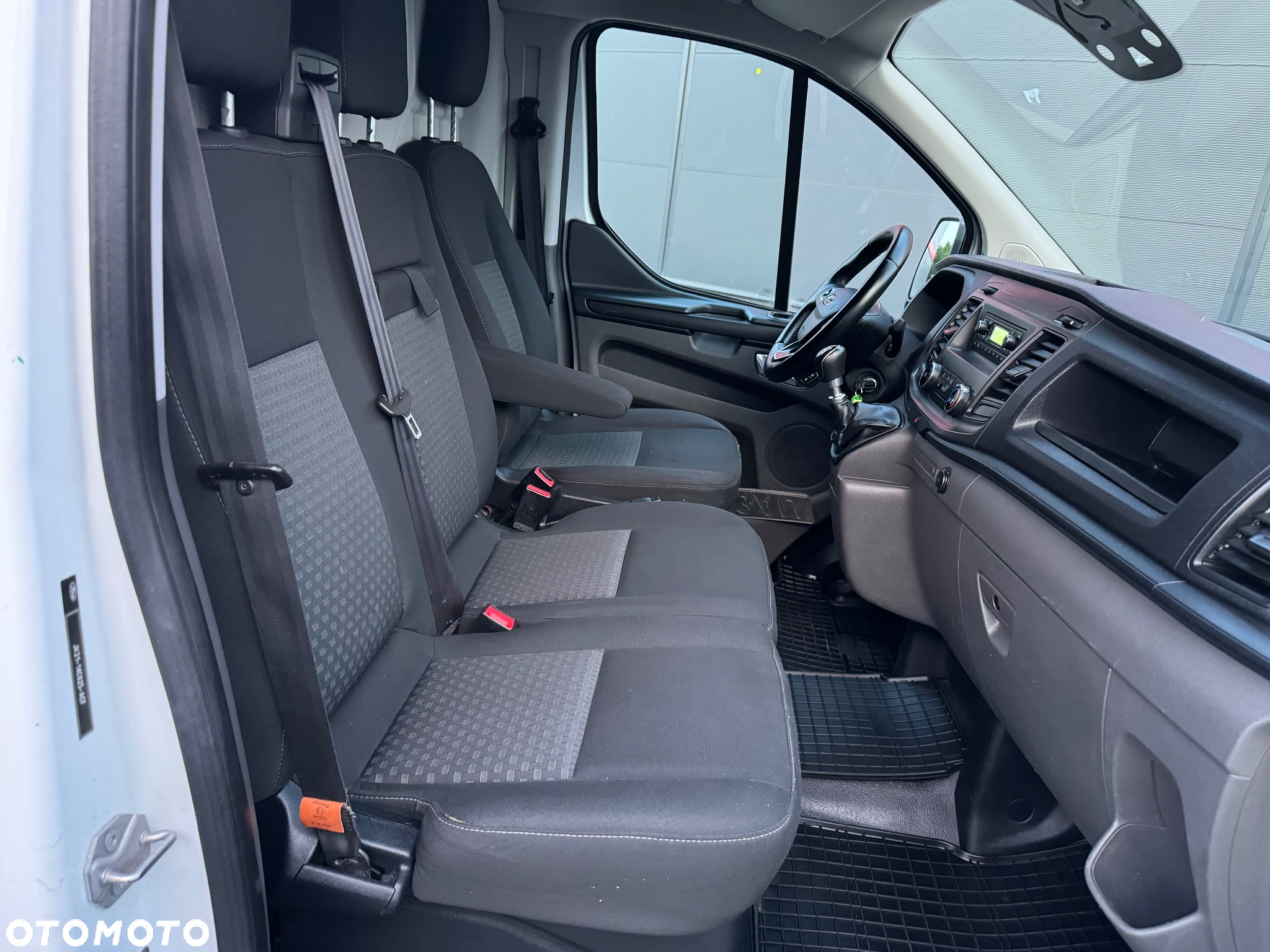Ford Transit Custom - 8