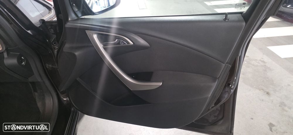 Opel Astra Sports Tourer 1.3 CDTI DPF EcoFLEX Sports Tourer Design Edition - 40