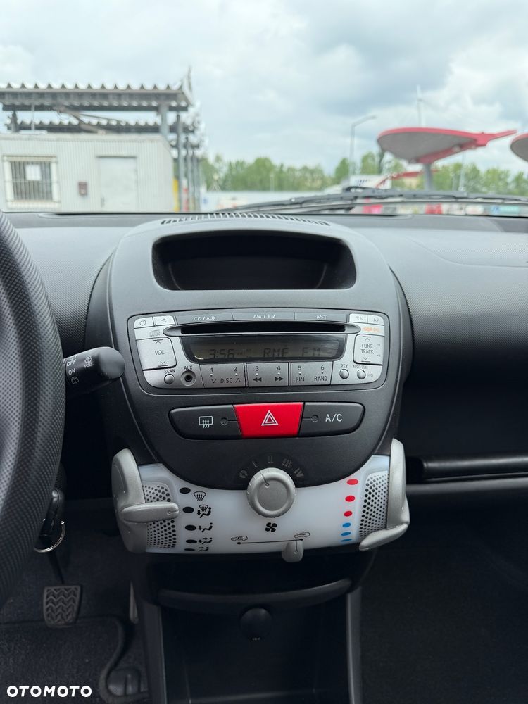 Toyota Aygo 1.0 VVT-i Sol - 16