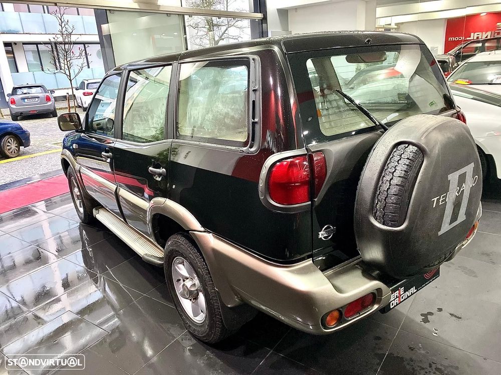 Nissan Terrano II 2.7 TDi Luxury - 6