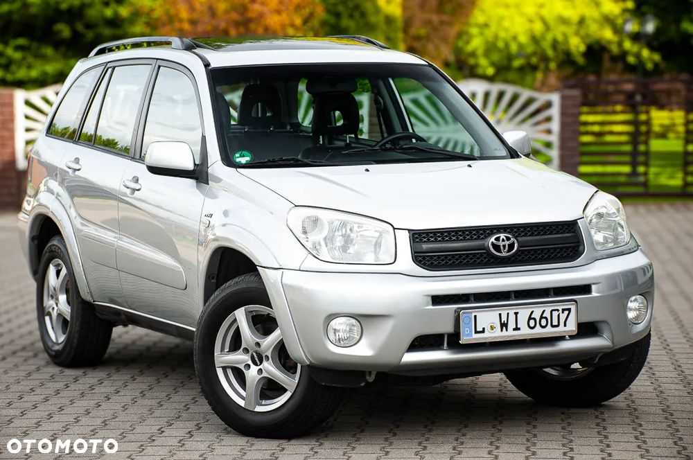 Toyota RAV4 2.0 VVT-i 4x4 - 1