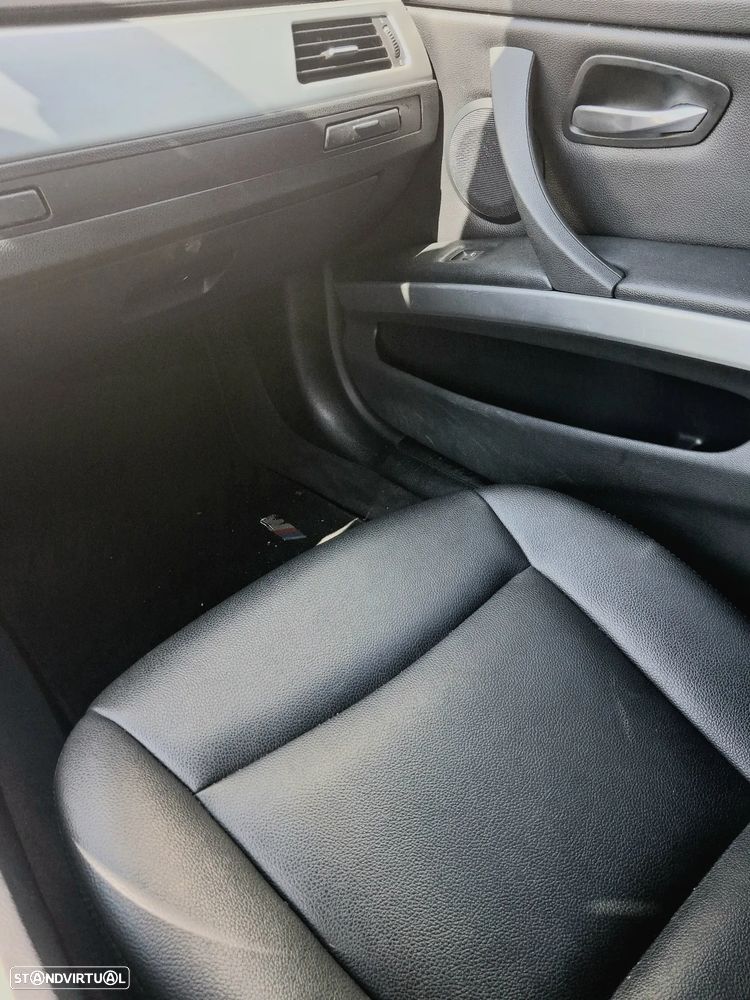 BMW 320 d DPF Edition Sport - 6