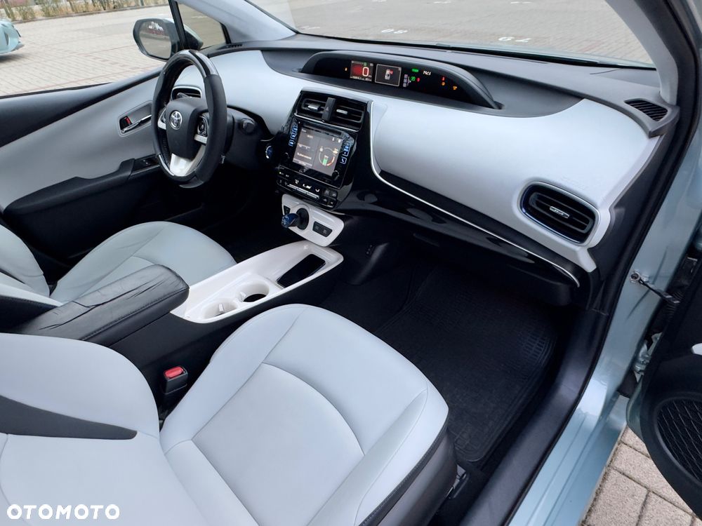 Toyota Prius 1.8 Hybrid Executive - 14