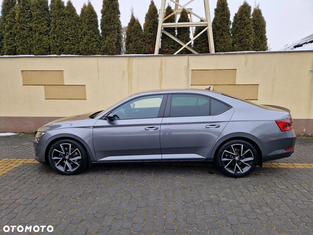 Skoda Superb 2.0 TDI SCR Sportline DSG - 5