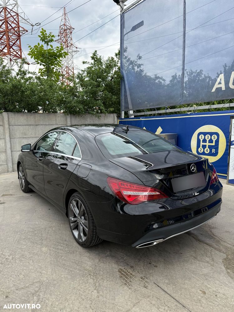 Mercedes-Benz CLA 200 AMG Line - 5