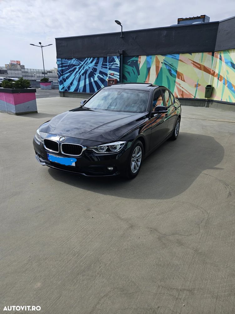 BMW Seria 3 320d Sport Line - 5