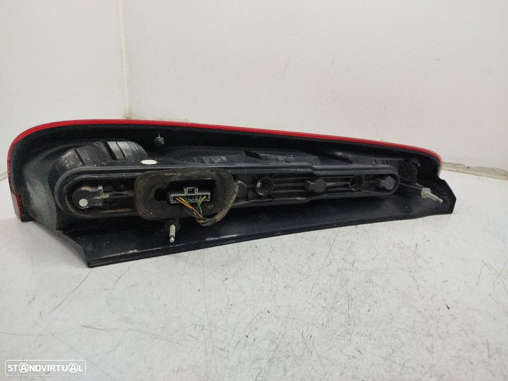 Farolim Stop Dto Ford Focus C-Max (Dm2) - 1