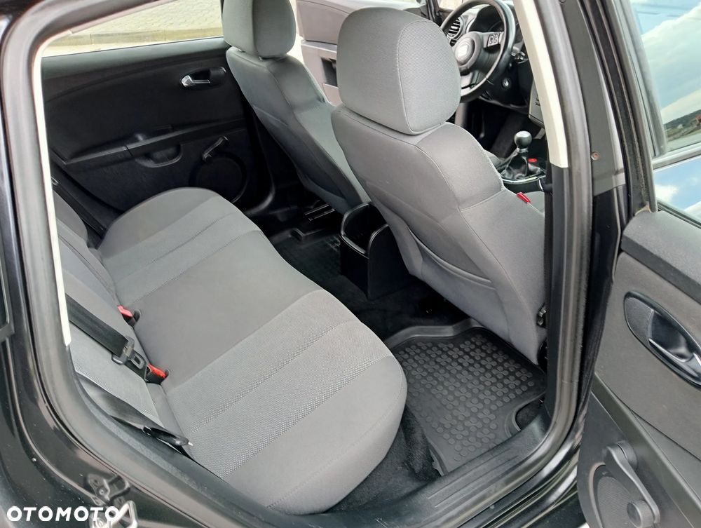 Seat Leon 1.9 TDI DPF Stylance - 14