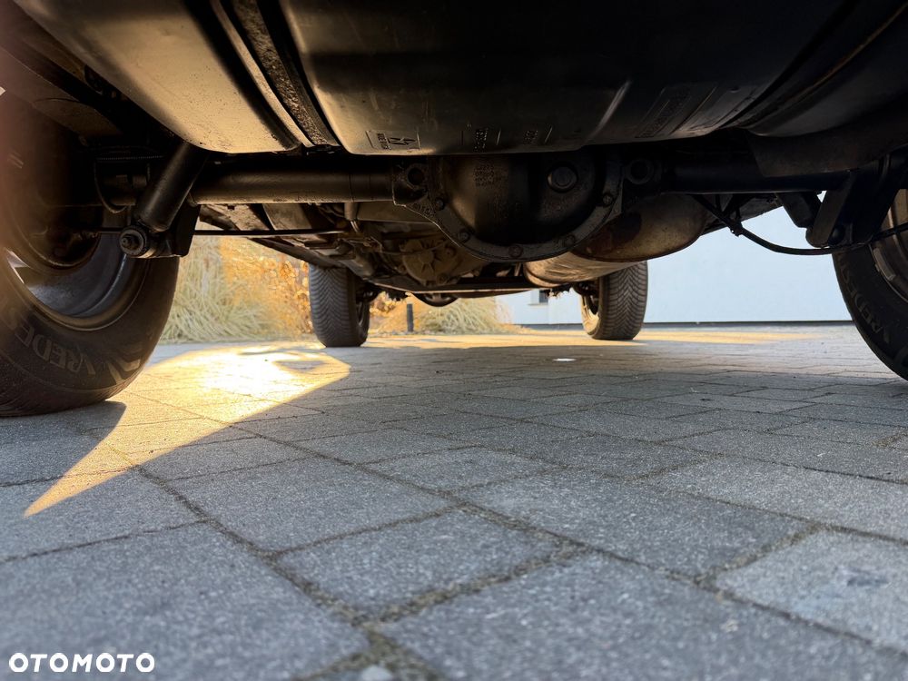Jeep Cherokee 4.0 Limited - 19