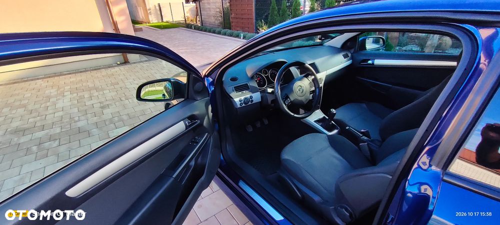 Opel Astra - 11