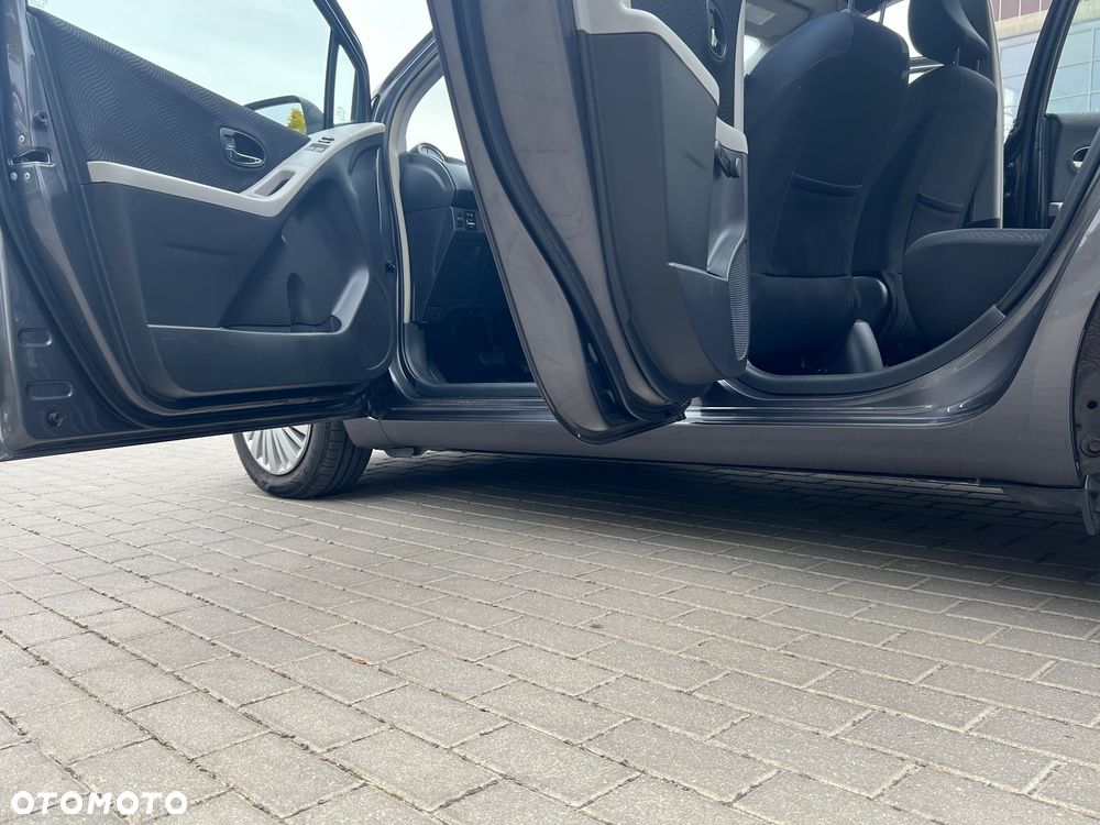 Toyota Yaris 1.33 Sol MM - 16