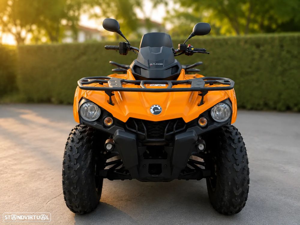 Can-Am Outlander - 2