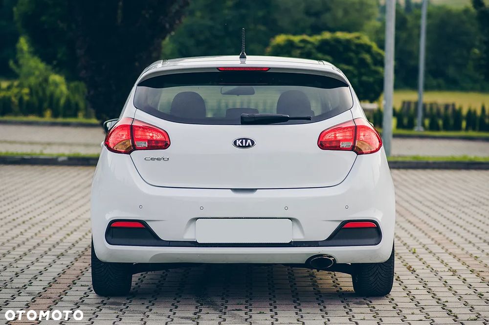 Kia Ceed - 6