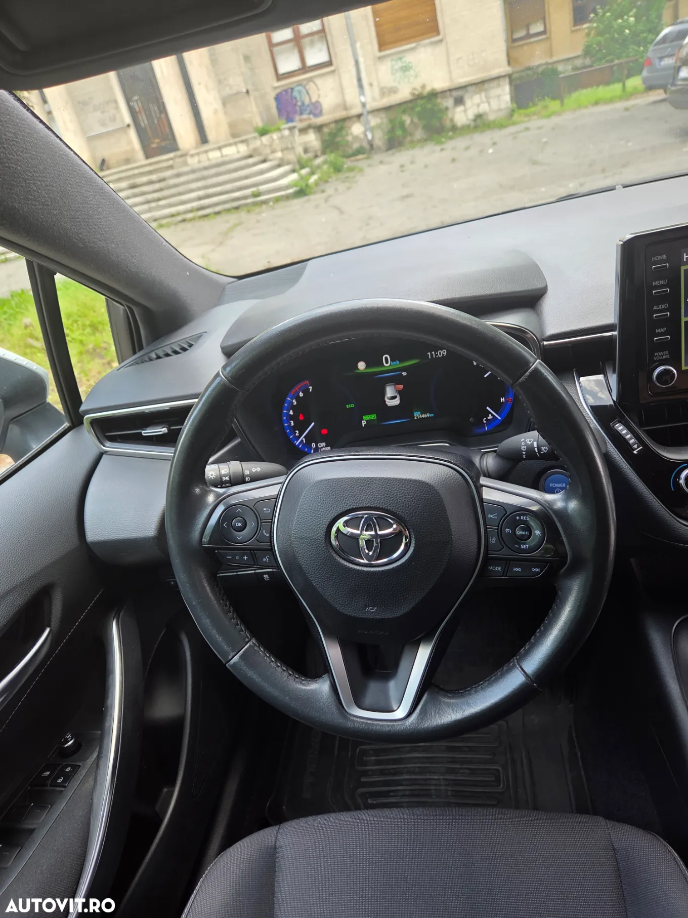 Toyota Corolla 1.8 HSD Business - 13