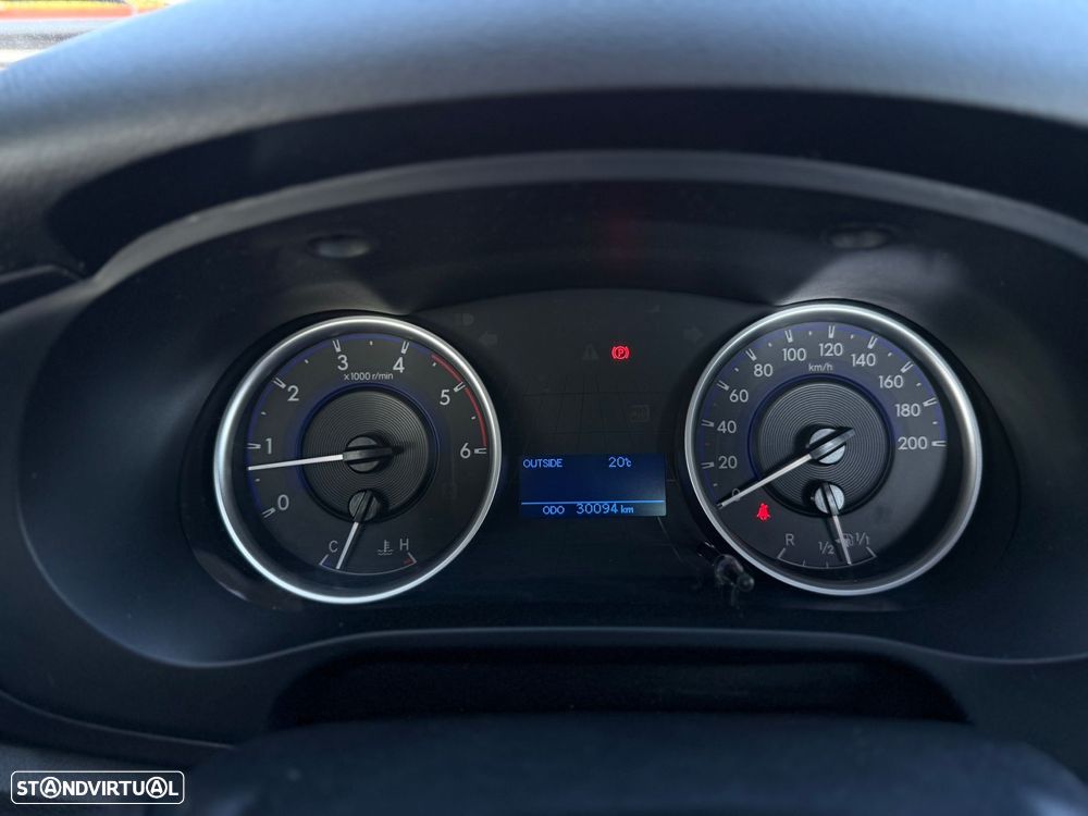 Toyota Hilux 2.4 D-4D 4WD CE CH - 25