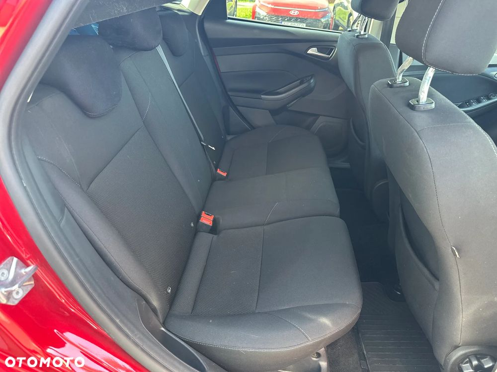 Ford Focus 1.6 SYNC Edition - 22