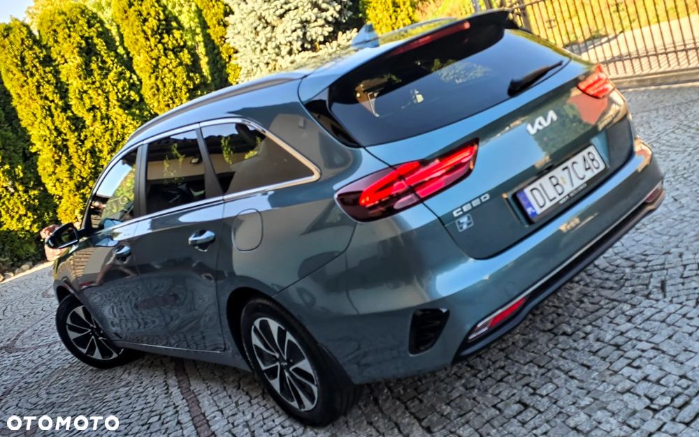 Kia Ceed 1.5 T-GDI Tribute DCT - 12