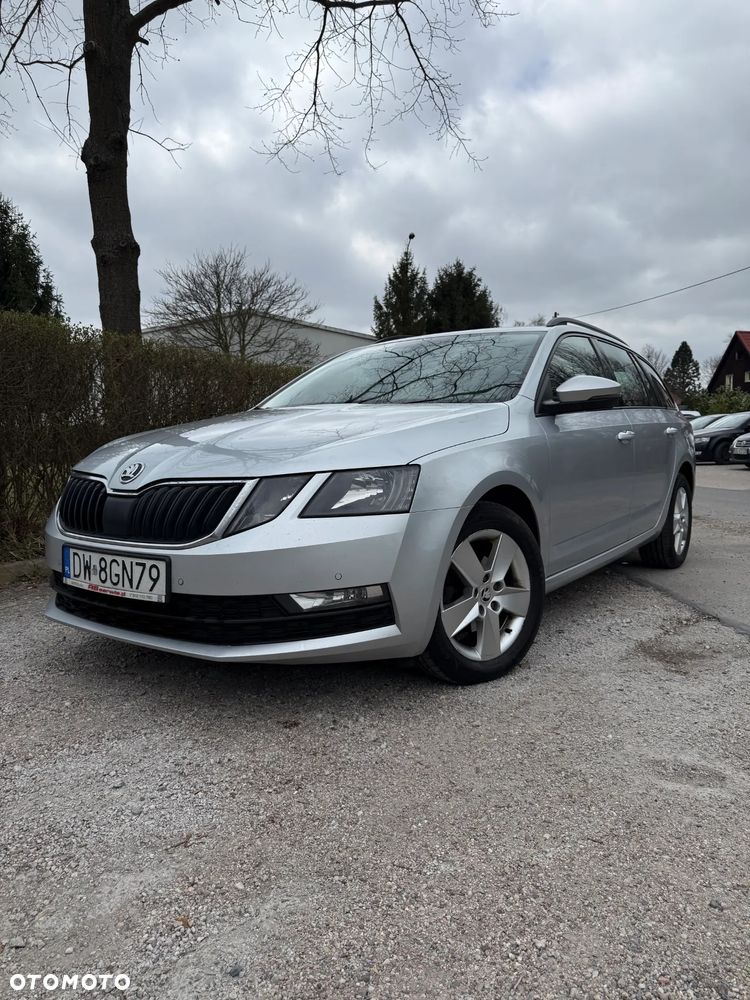 Skoda Octavia 1.6 TDI Ambition - 1