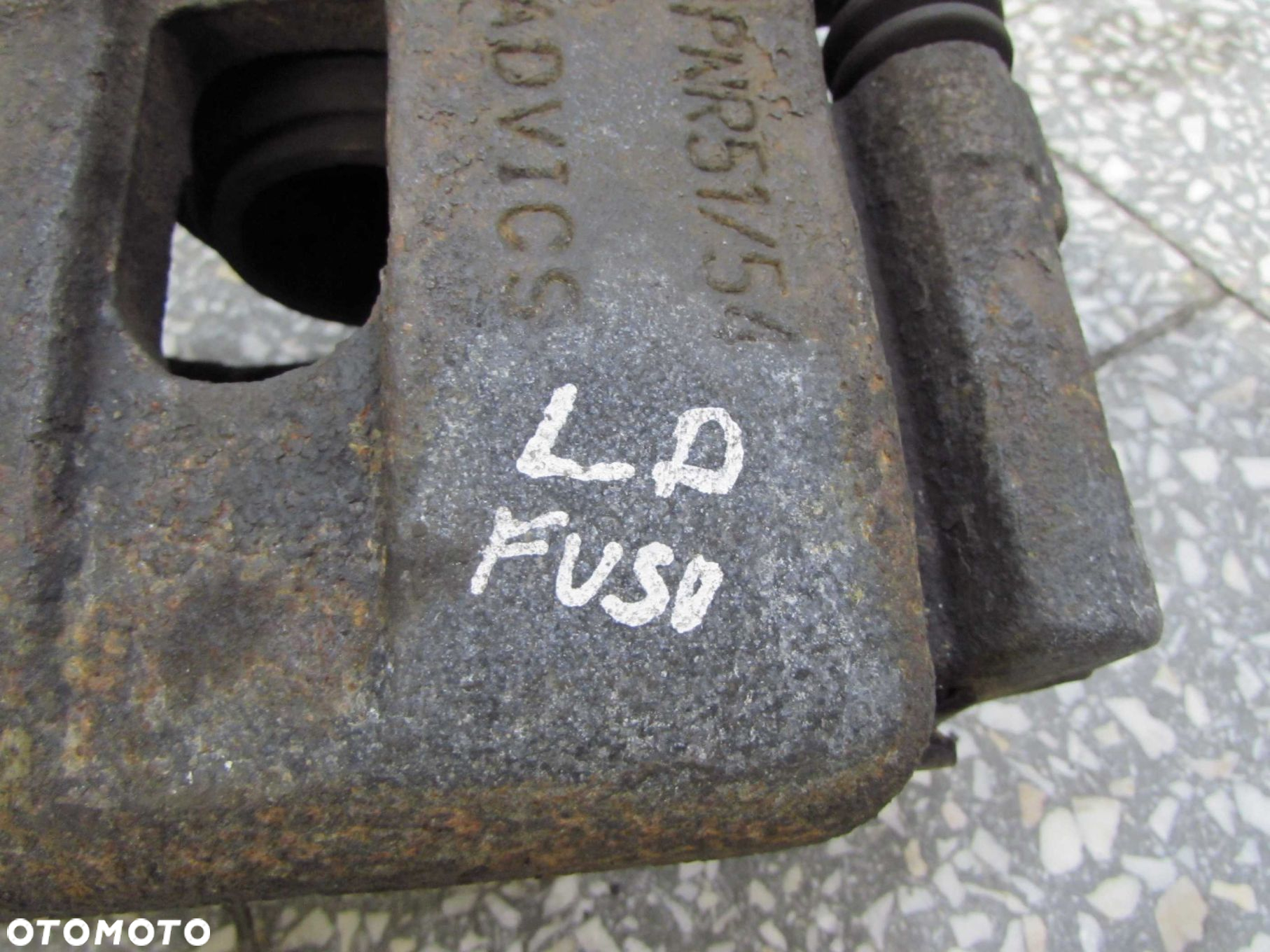 MITSUBISHI CANTER FUSO 7C15 3.0 E6 17R ZACISK HAMULCOWY PRZOD LEWY - 4