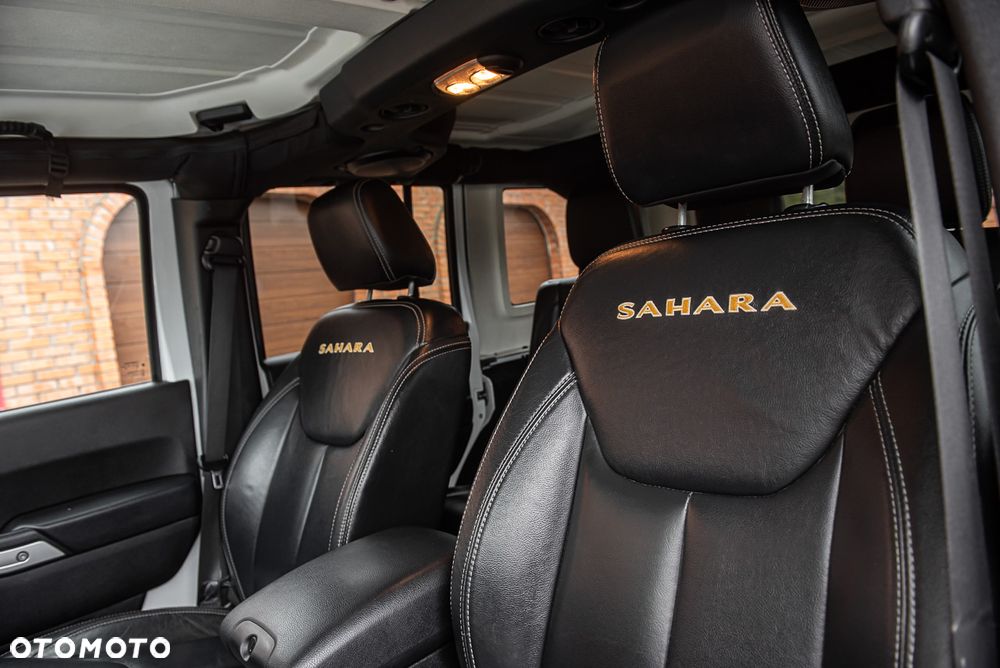 Jeep Wrangler Unlimited 3.6 Automatik X - 15