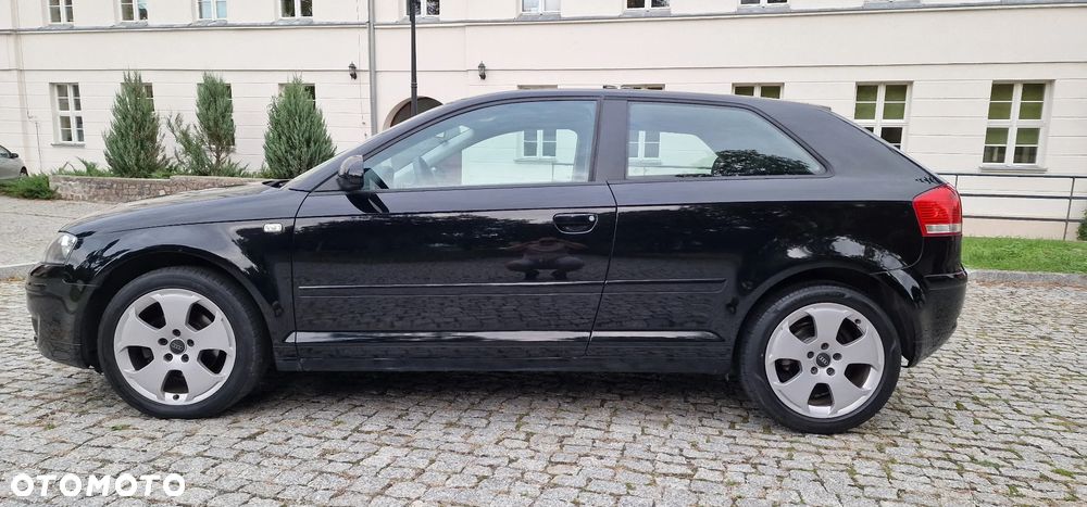 Audi A3 3-drzwiowe 1.6 Ambiente - 8