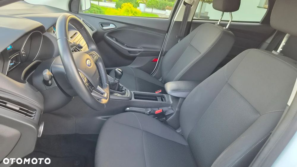 Ford Focus 1.0 EcoBoost Titanium - 14