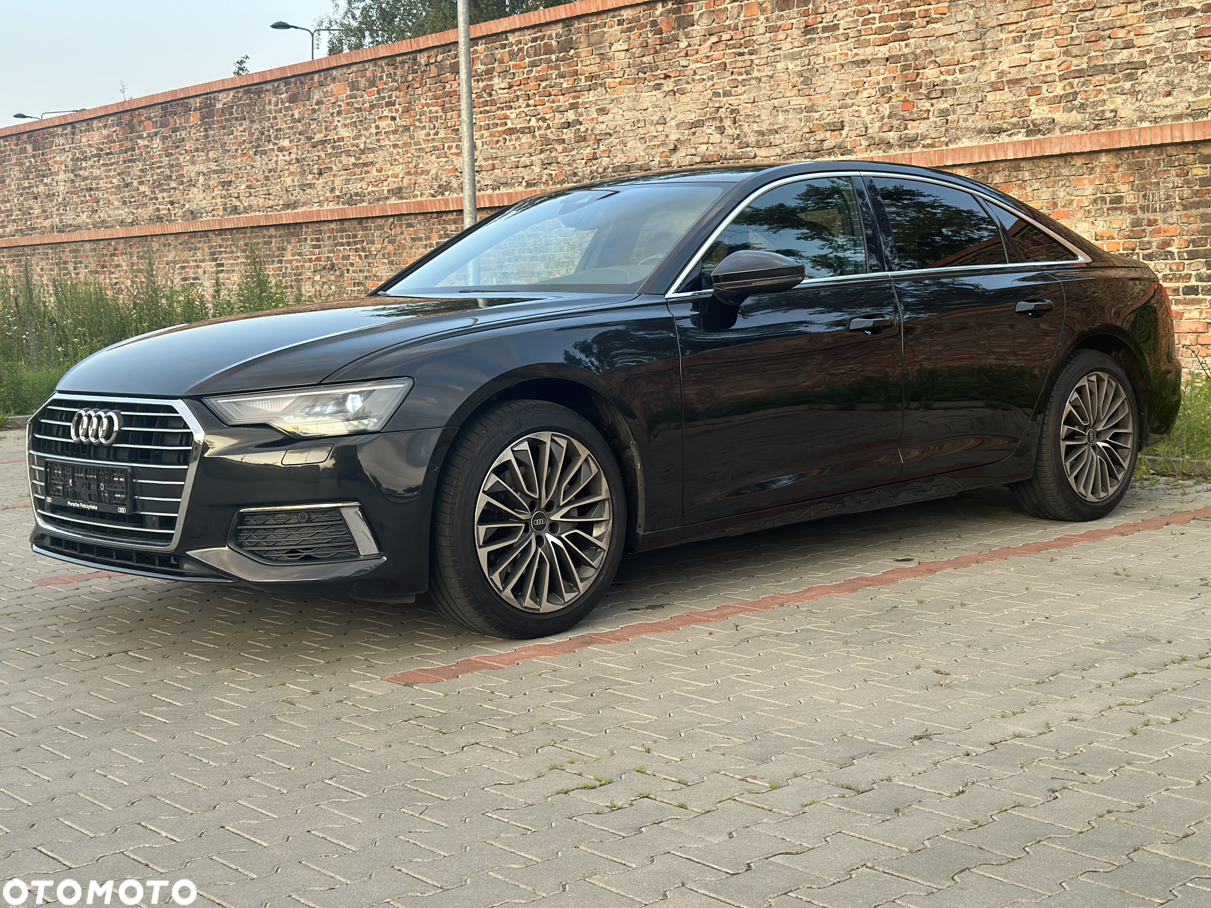 Audi A6 40 TDI S tronic design - 12