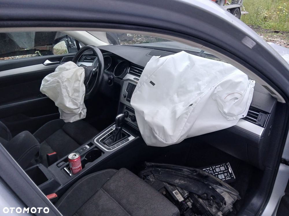 Volkswagen Passat 2.0 TDI SCR Highline DSG - 5
