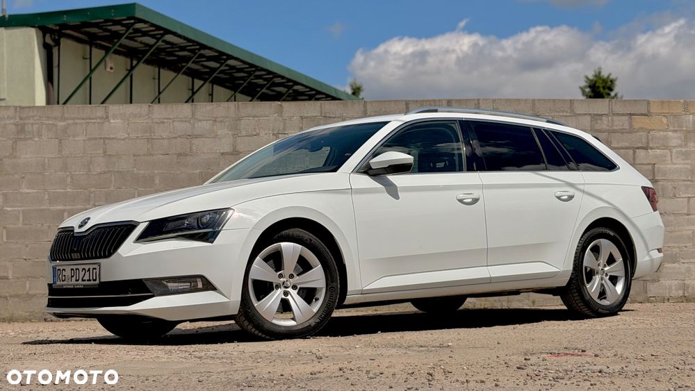Skoda Superb 2.0 TDI DSG Premium Edition - 6