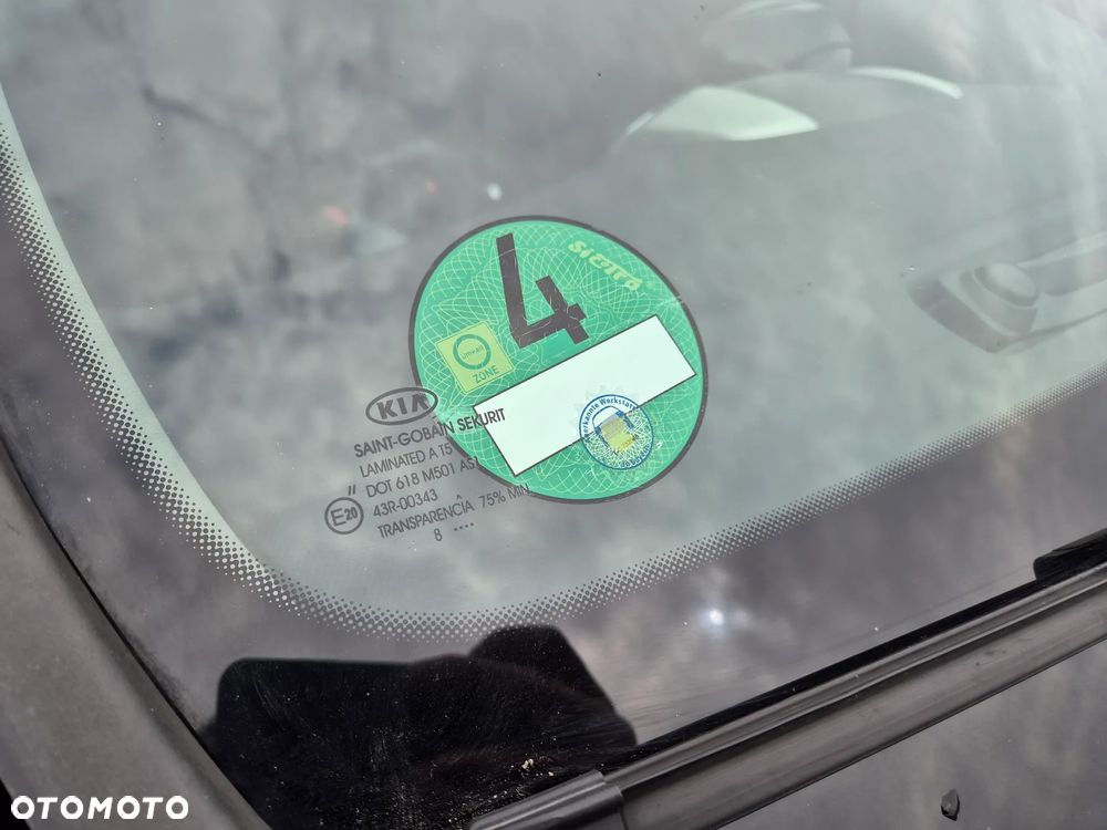 Kia Ceed - 12