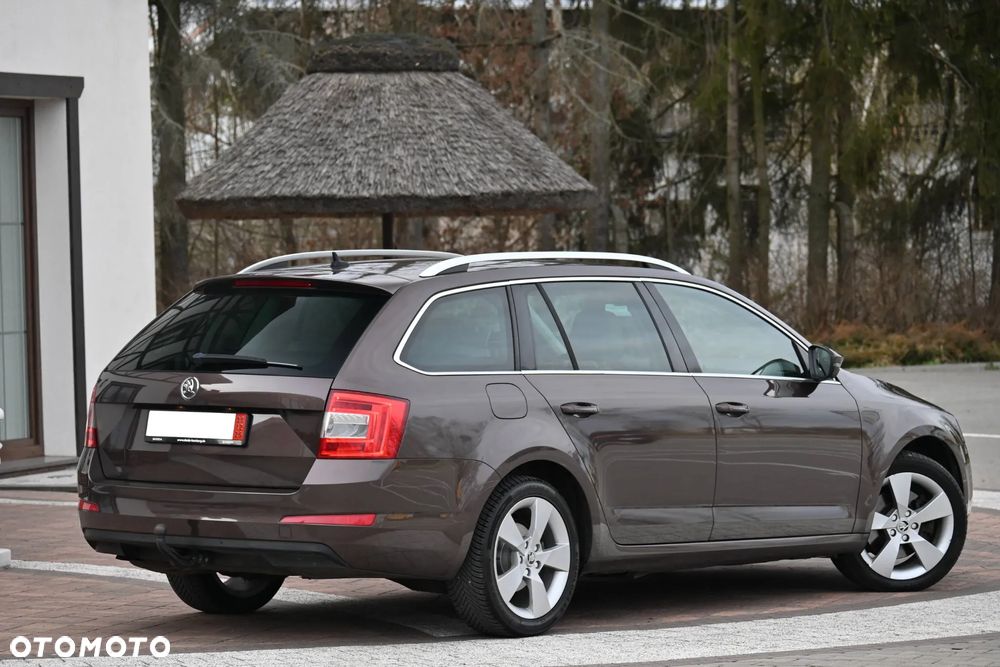 Skoda Octavia 1.8 TSI DSG L&K - 12