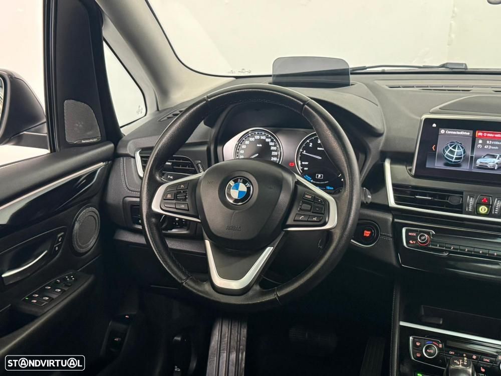 BMW 225xe Active Tourer Line Luxury - 36