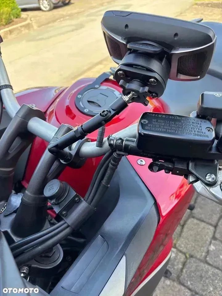 Honda VFR - 6