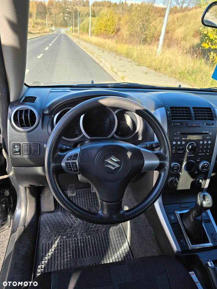 Suzuki Grand Vitara 1.9 DDiS Comfort - 8
