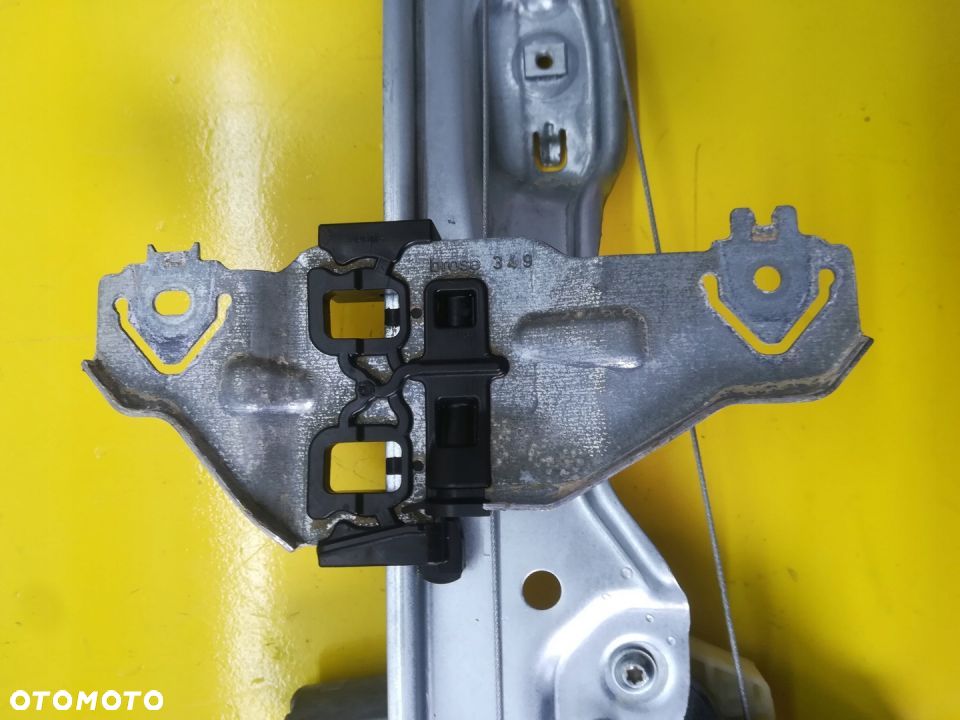 NISSAN QASHQAI J11 PODNOŚNIK SZYBY PRAWY PRZÓD - 5