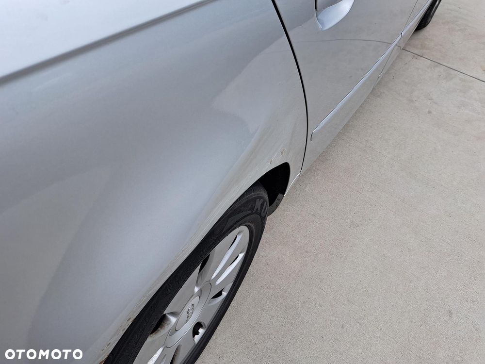 Audi A4 Limousine - 16