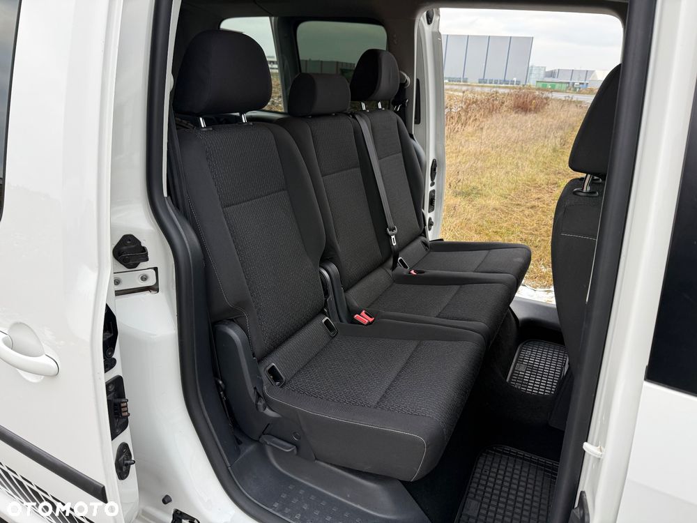 Volkswagen Caddy Maxi 1.4 TSI Comfortline DSG - 28