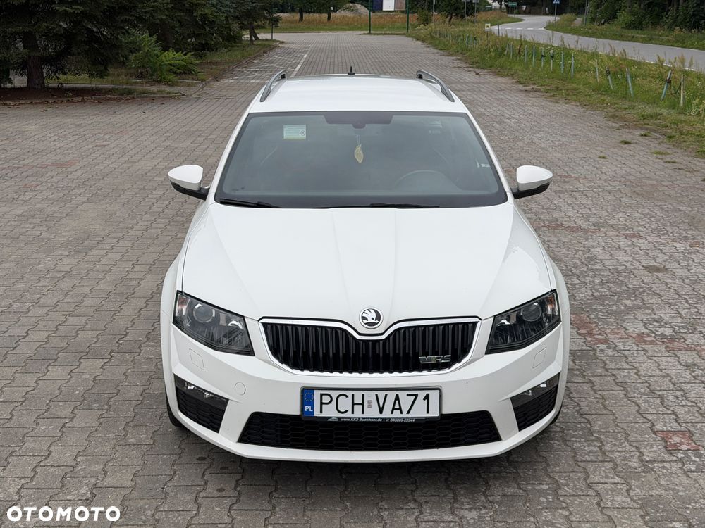 Skoda Octavia 2.0 TDI DSG RS - 7