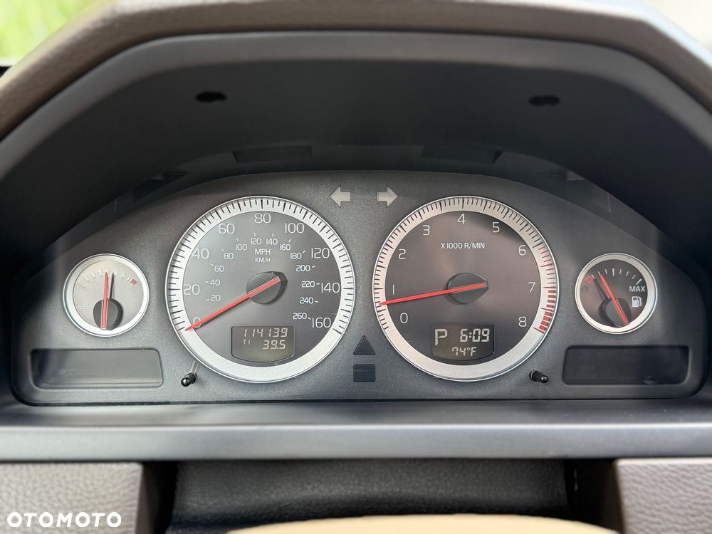 Volvo XC 90 3.2 AWD Executive - 14